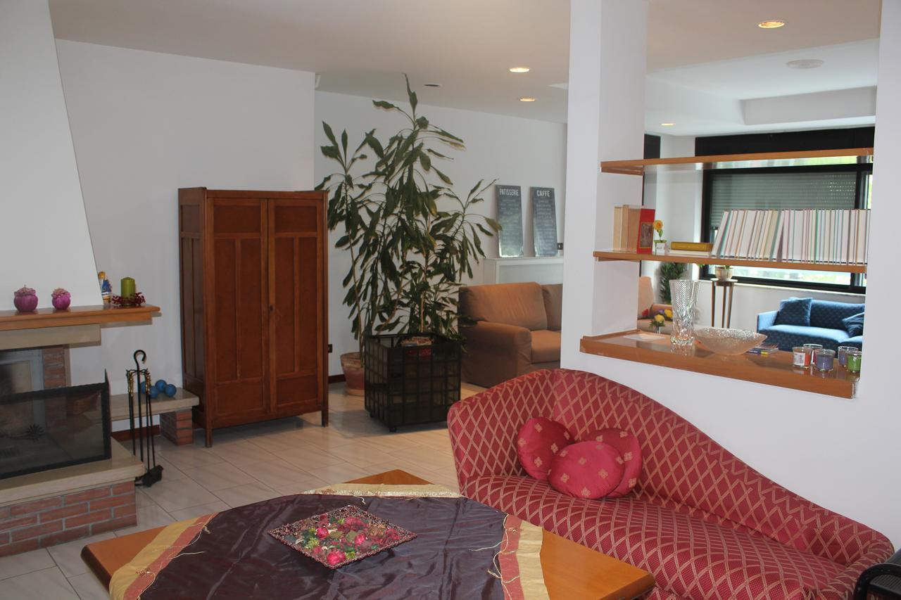 Casa Tiziana Daire Napoli Dış mekan fotoğraf